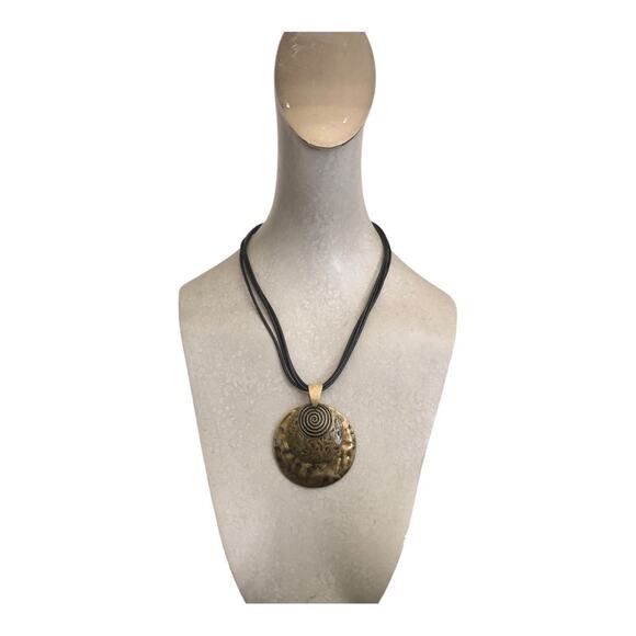 Vintage Premier Designs Black Multi-Cord Brass Tone Three Round Pendant Necklace - Picture 1 of 10